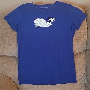 Bright blue Vineyard Vines tee 🐳